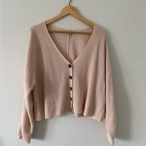 AMERICAN EAGLE | Beige V-Neck Button Cardigan Sweater (size L/XL)